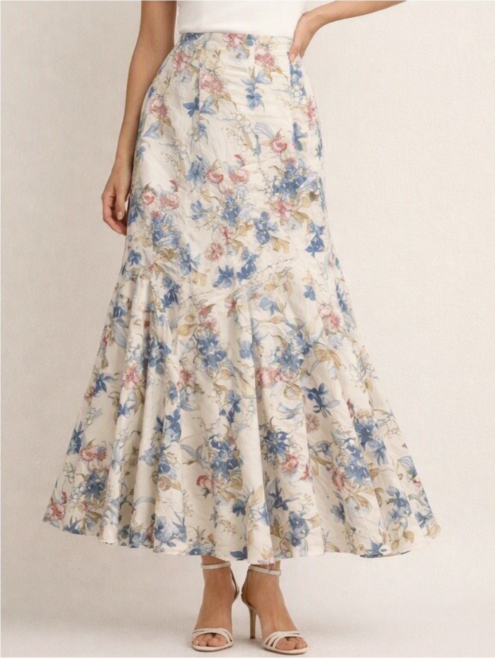 Tuckernuck Cosmos Floral Mallory Skirt Size Large Maxi Lily of the Valley NWT